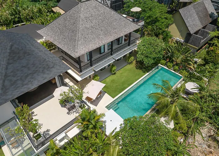 Luxury 5br - Pool, Jacuzzi, Walk & Cook Included ヴィラ *