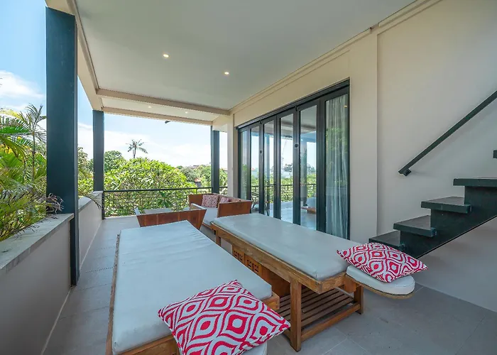 Luxury 5br - Pool, Jacuzzi, Walk & Cook Included ヴィラ *