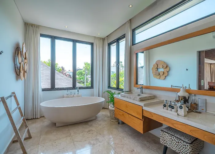 Luxury 5br - Pool, Jacuzzi, Walk & Cook Included * チャングー