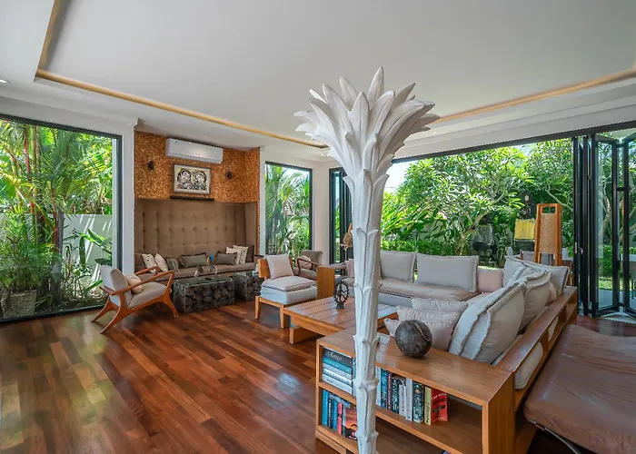 ヴィラ Luxury 5br - Pool, Jacuzzi, Walk & Cook Included *